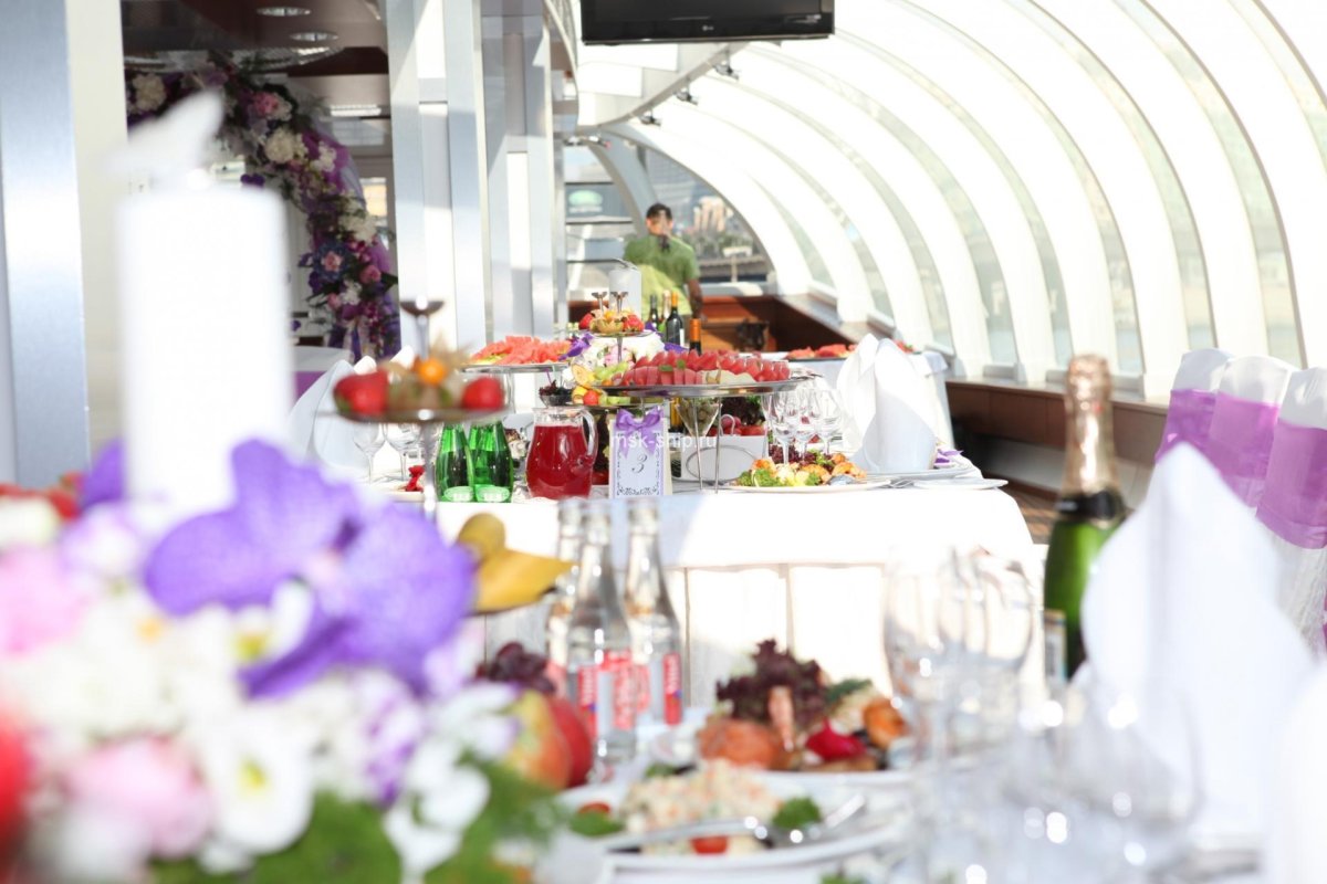 Флотилия Рэдиссон банкет