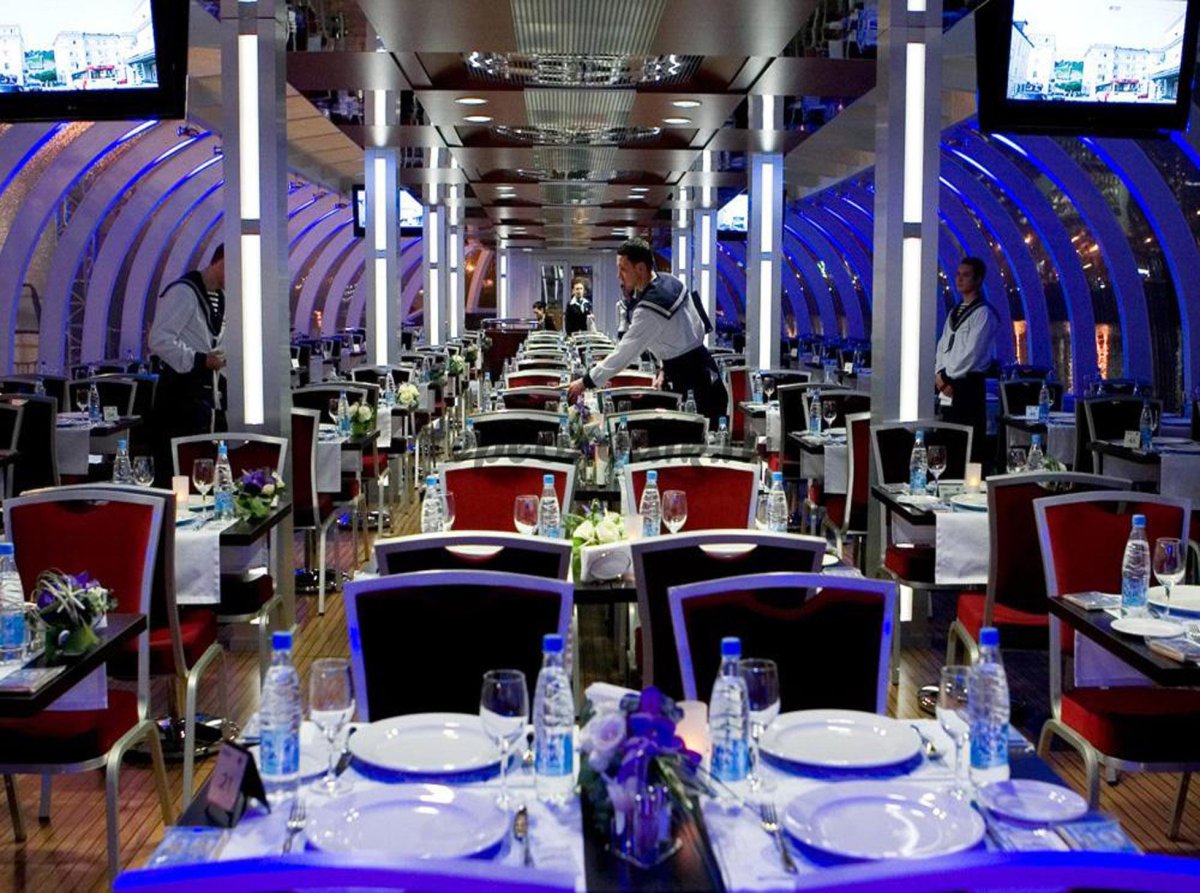 Рэдиссон Ройал Москва теплоход