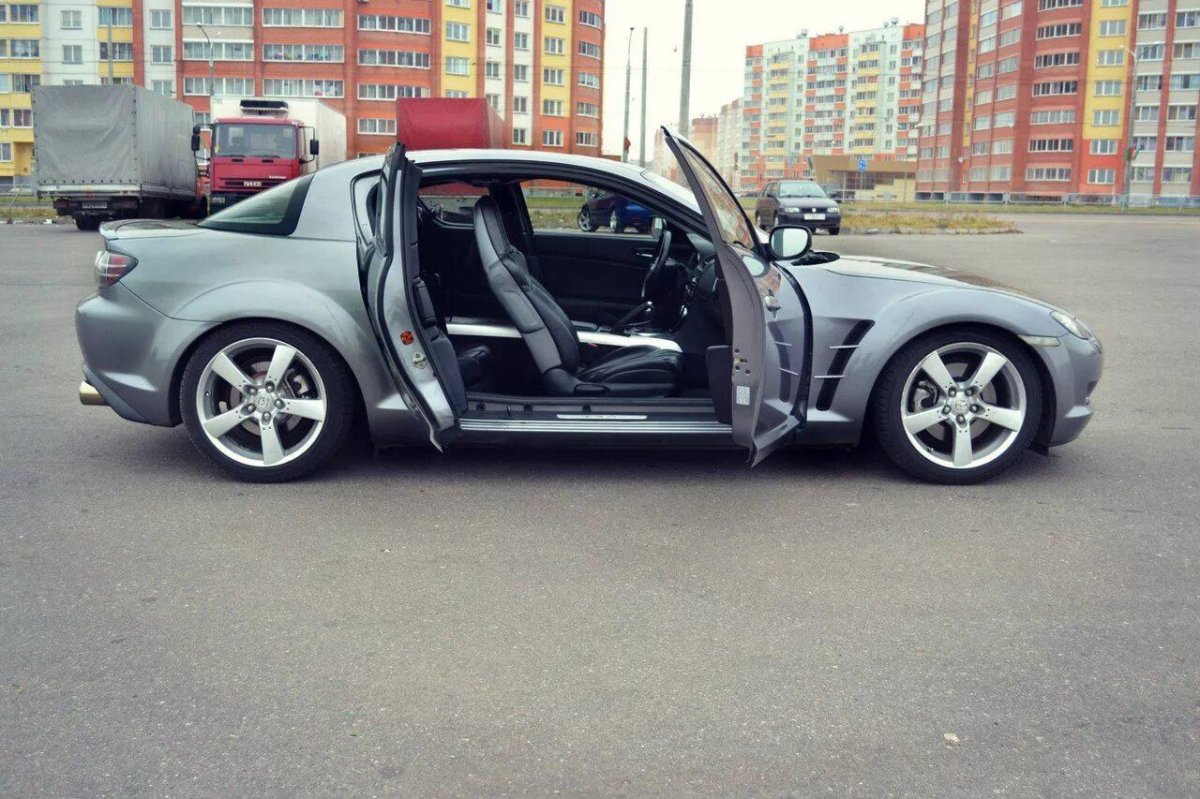 Роторная Мазда рх8