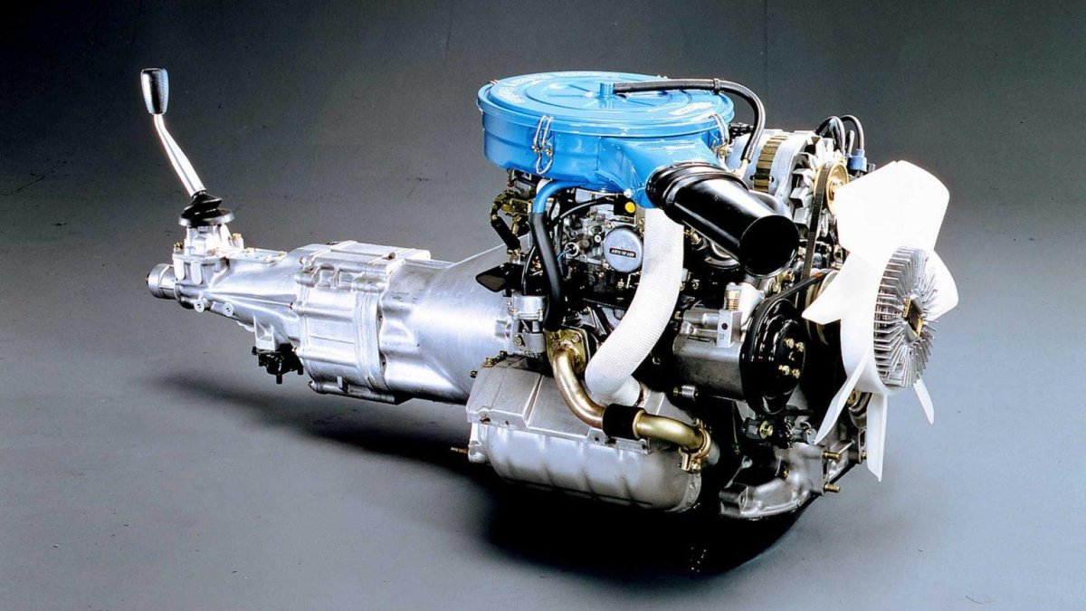 Роторный двигатель Мазда rx7