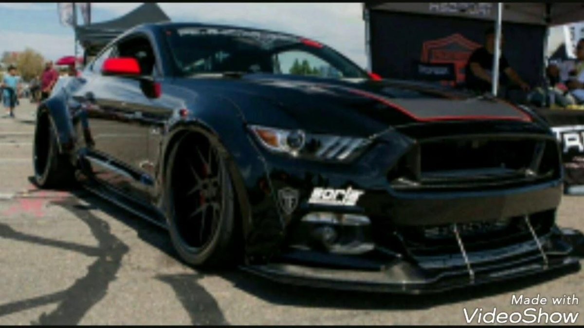 Форд Мустанг 2015 в обвесе