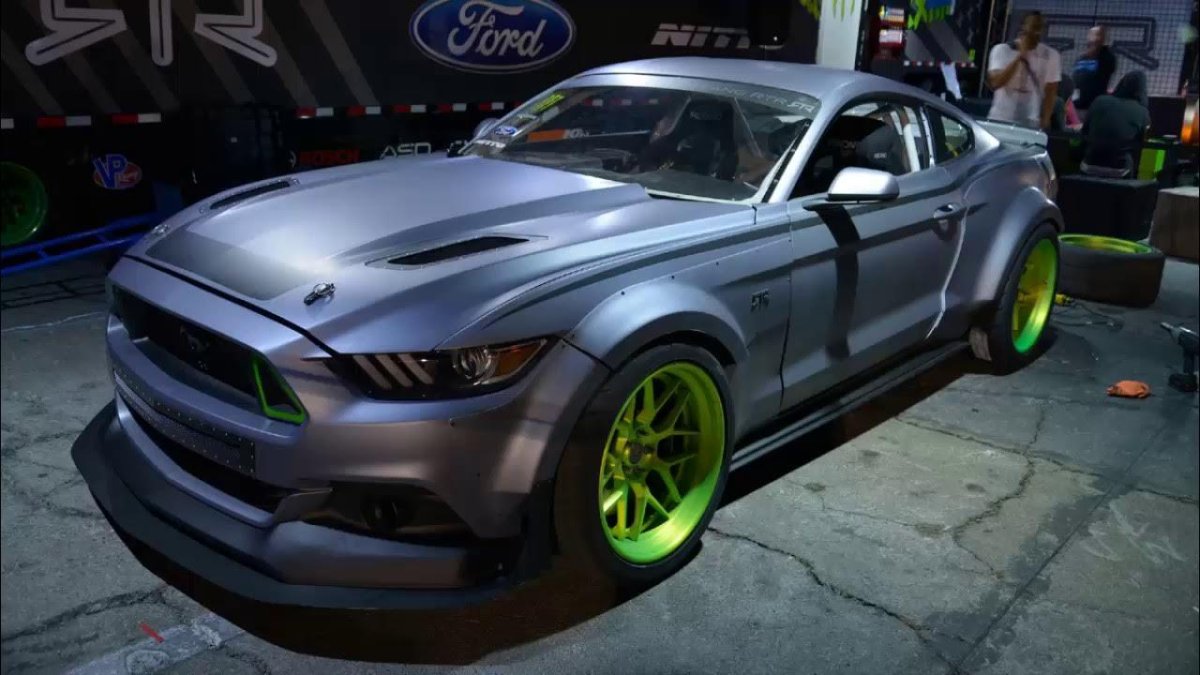 Ford Mustang RTR 2015
