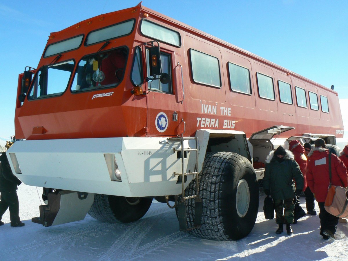 Автобус Ivan the Terra Bus
