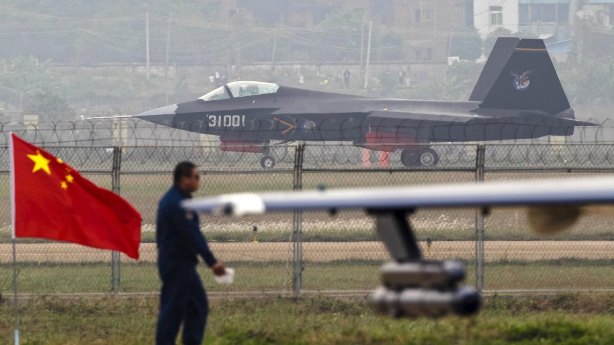 Истребители ВВС НОАК