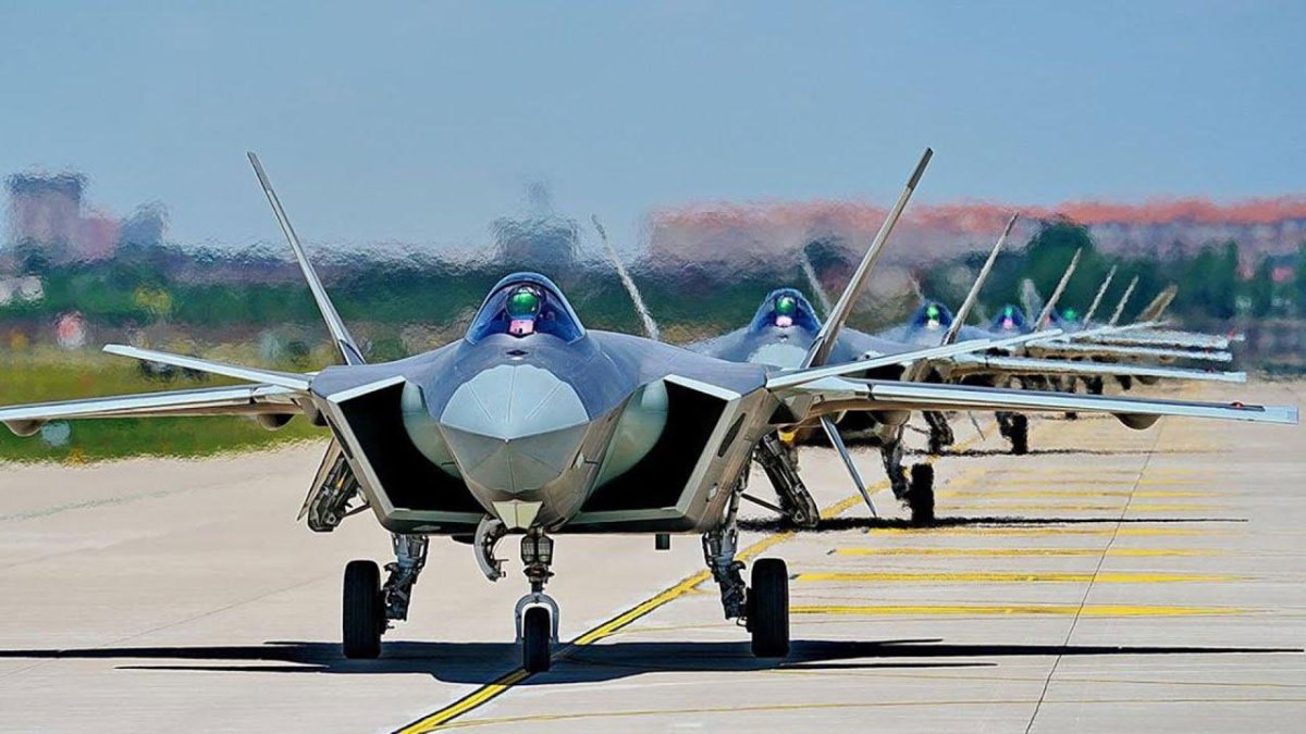 Chengdu j-20 Mighty Dragon