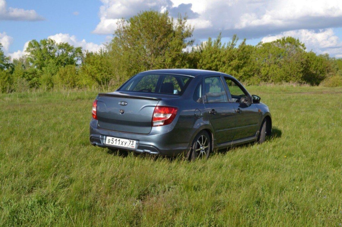 Бампер ВАЗ 2190 Гранта спорт задний