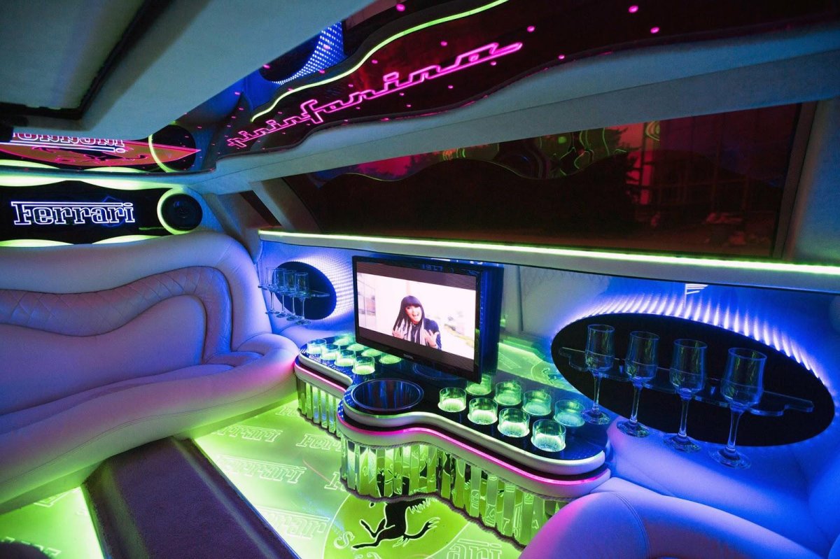 Лимузин Феррари