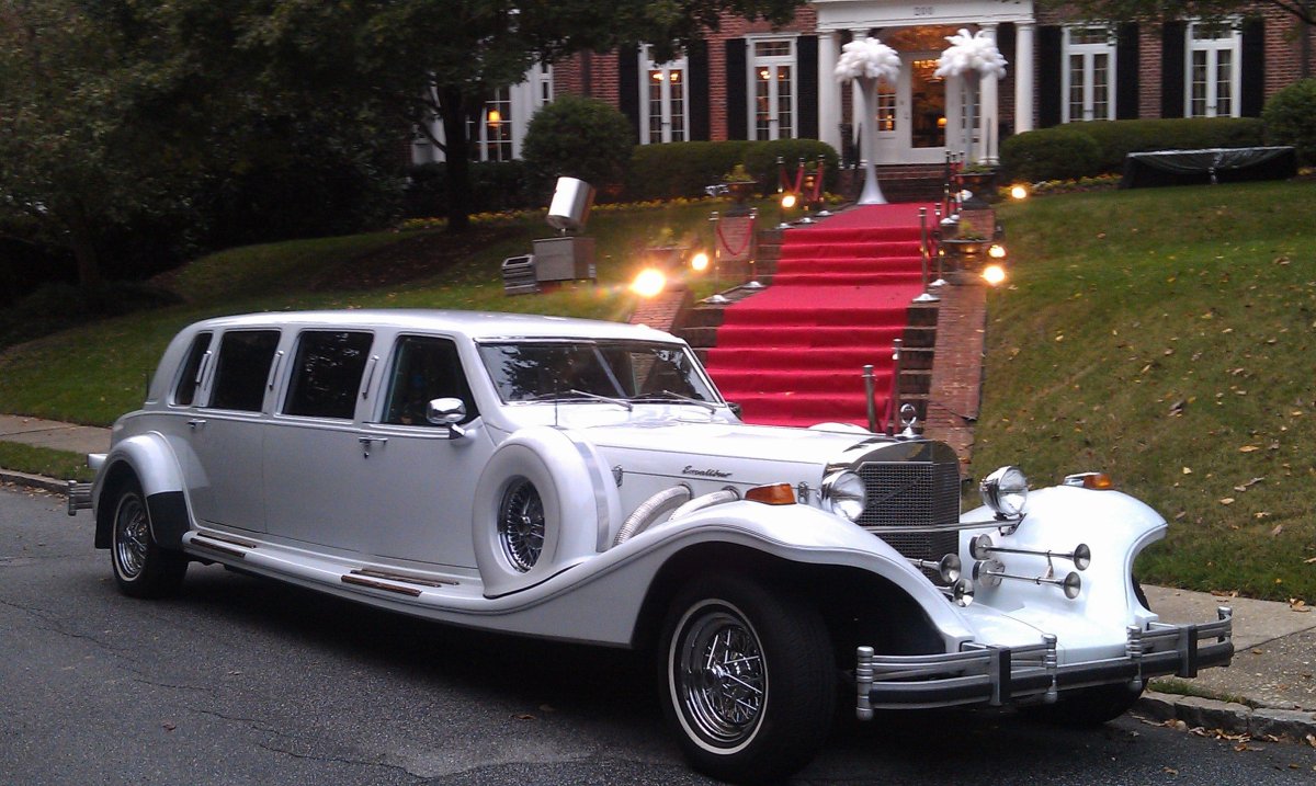 Линкольн Таун кар лимузин