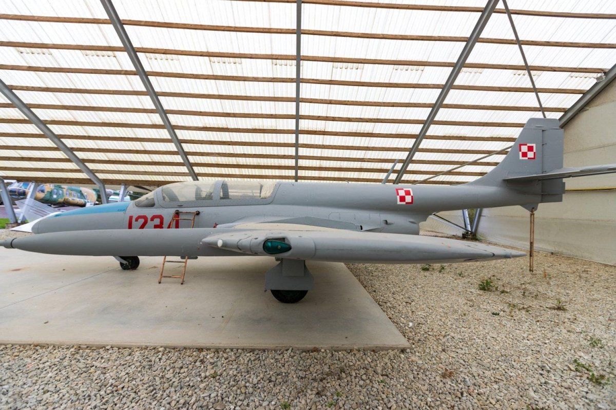 PZL TS-11 Искра