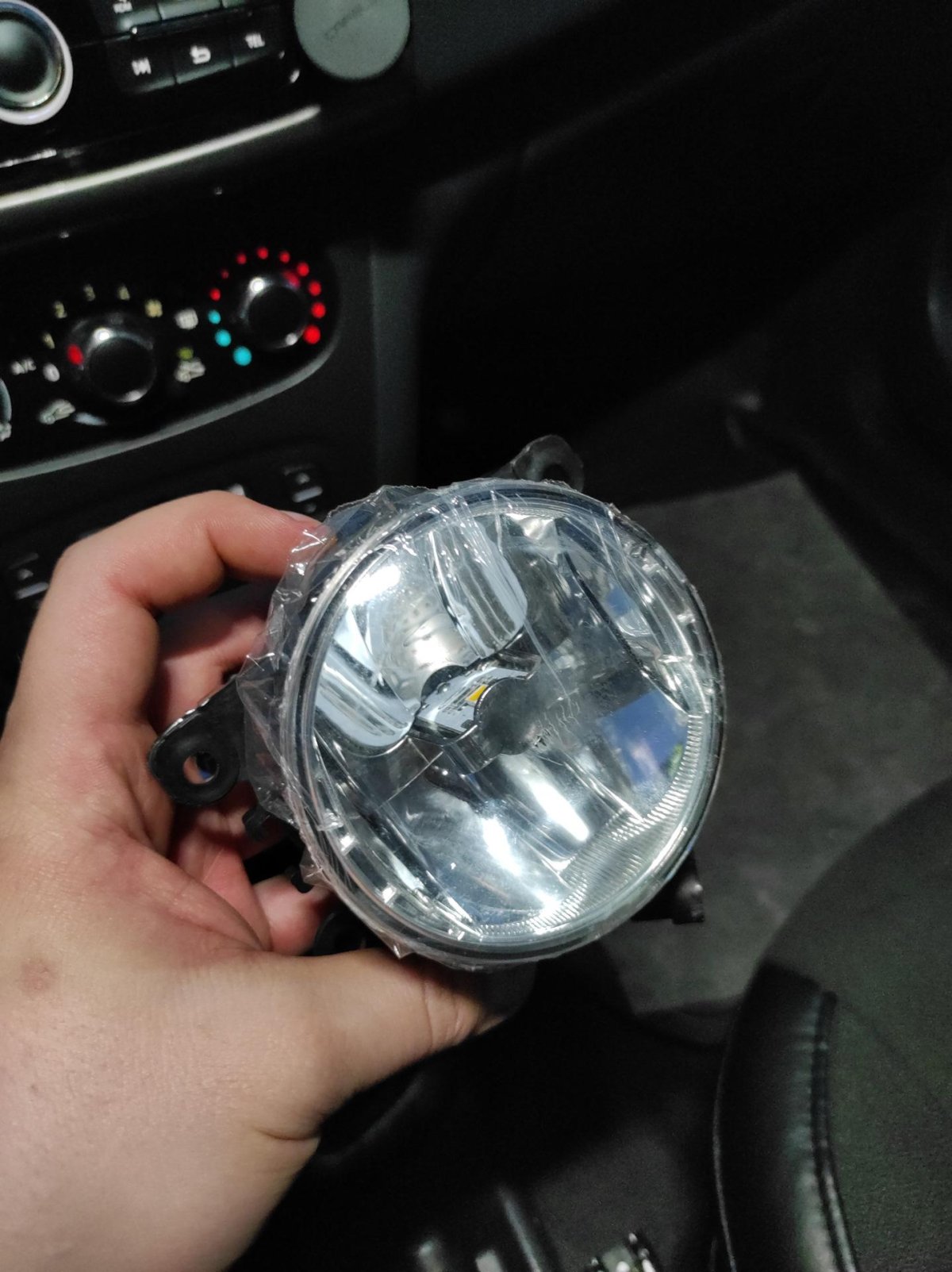 Лед противотуманки Рено Логан 2