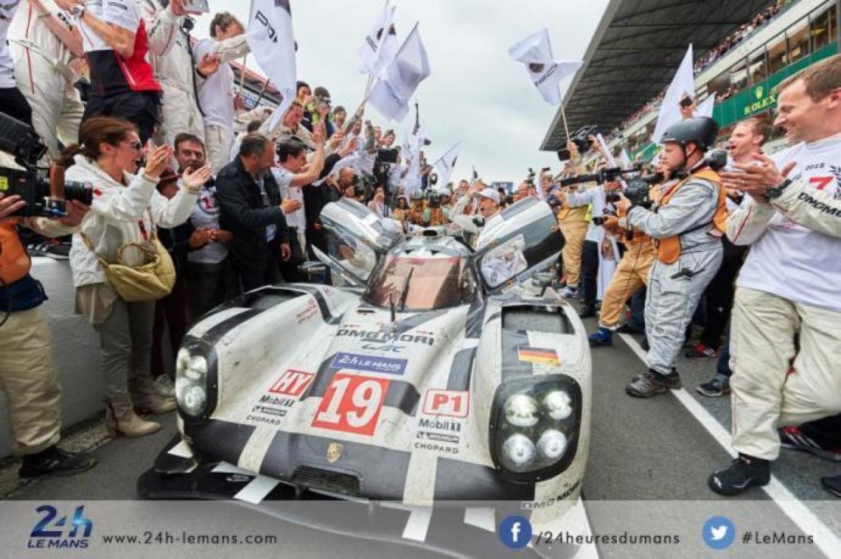 Porsche гонки 24 часа Ле-Мана