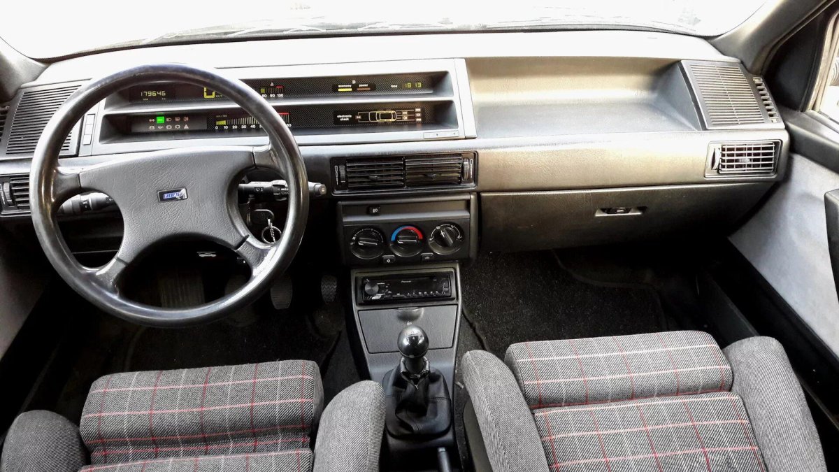 Fiat tipo 1989 салон