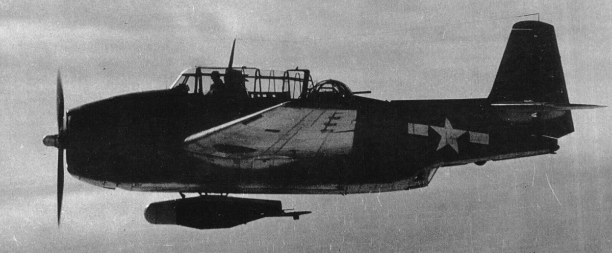 Самолет tbm-3 Avenger