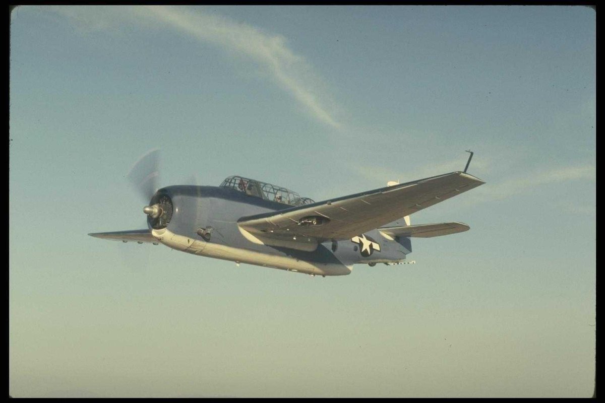 Эвенджер самолет