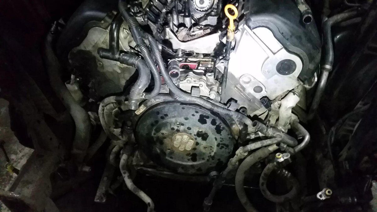 Фольксваген Туарег 4,2 дизель двигатель