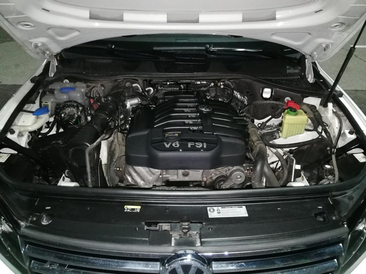 Touareg NF 3.6 подкапотное