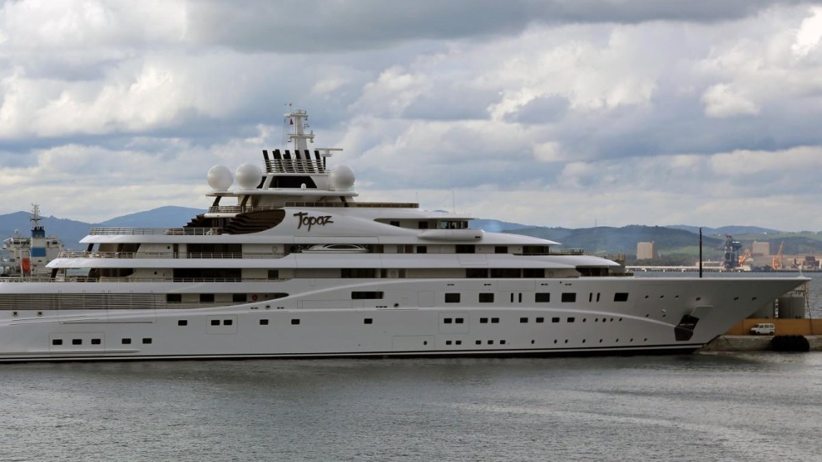 Яхта Topaz
