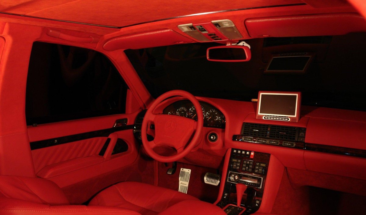 W140 красный салон