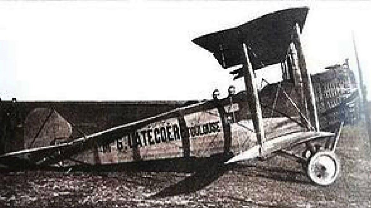 Почтовый самолет