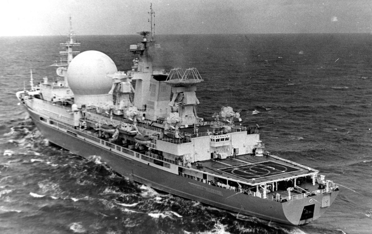 Корабль КИК Маршал Неделин