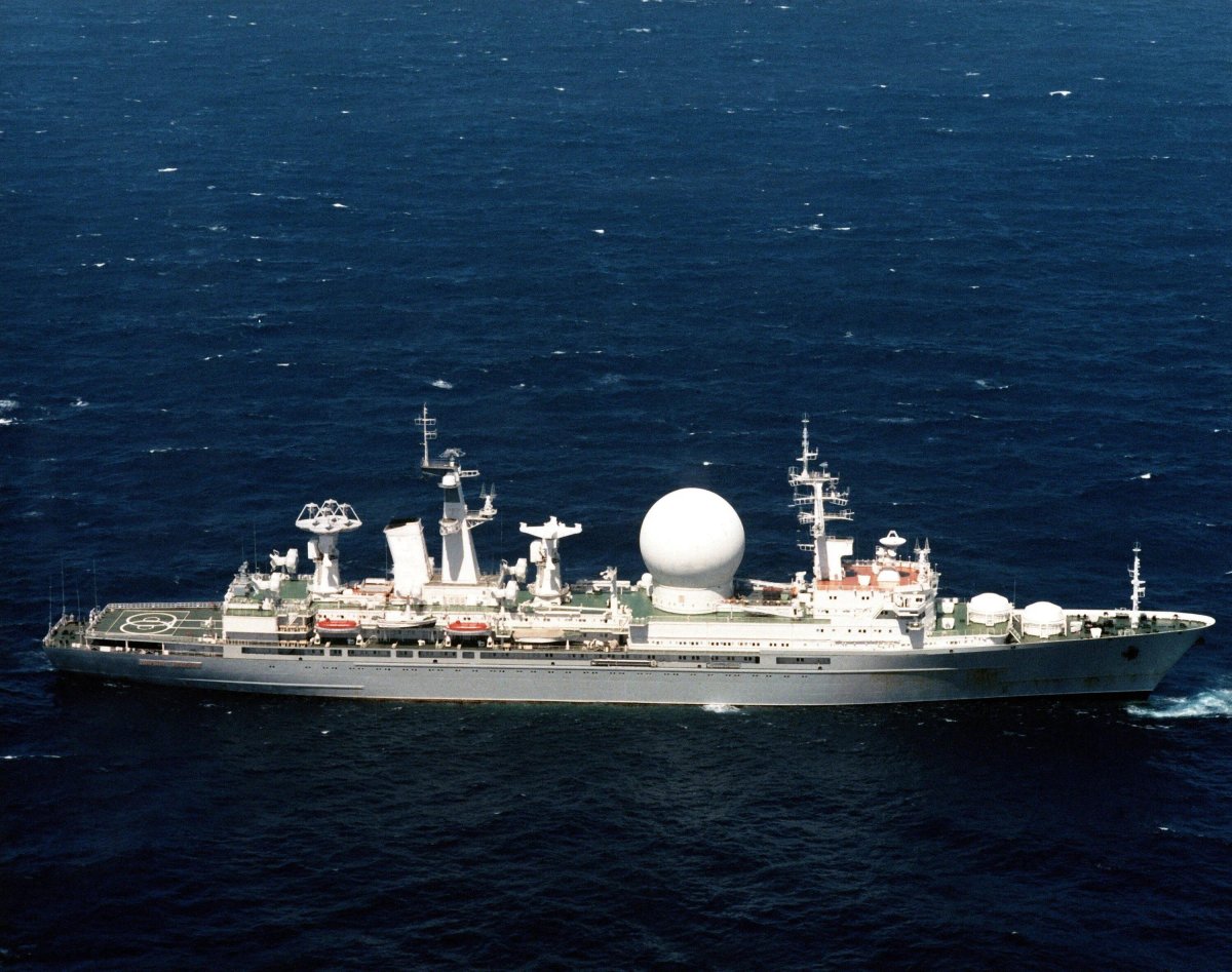 Корабль КИК Маршал Неделин