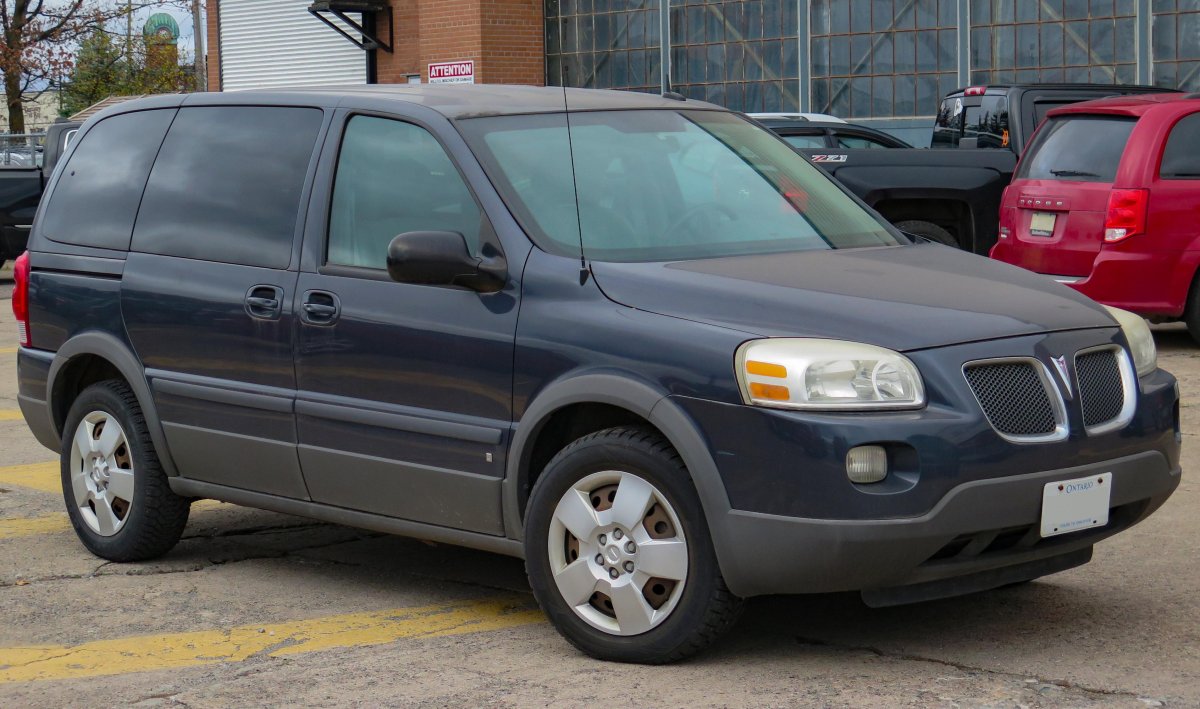 Понтиак Монтана 2002