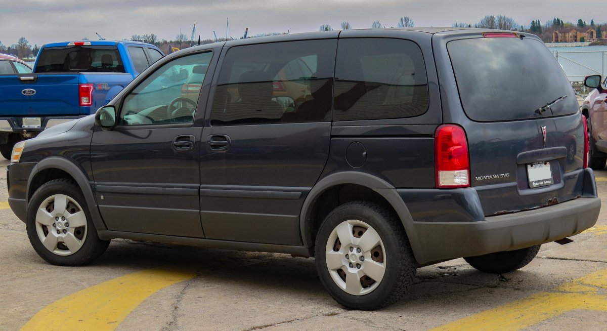 Pontiac Montana sv6