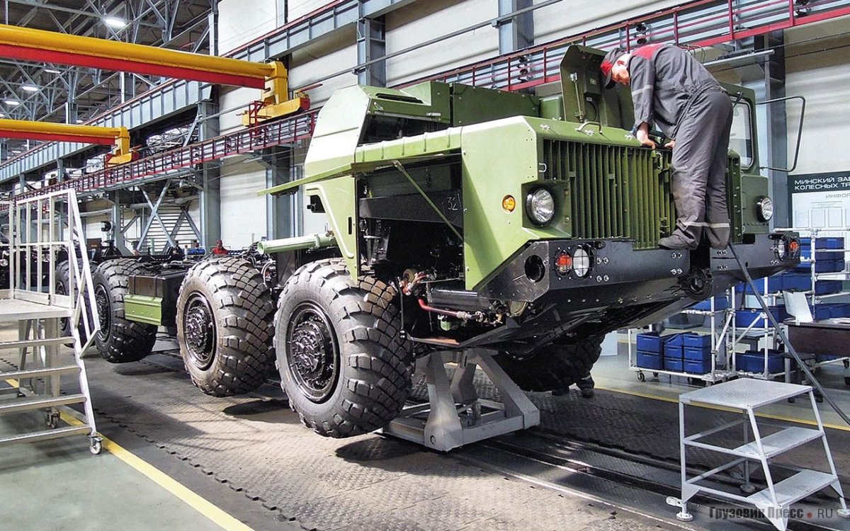 Грузовики МЗКТ Волат