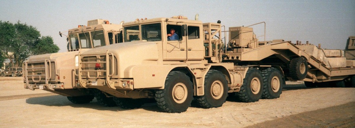 Тягач Волат МЗКТ-74135