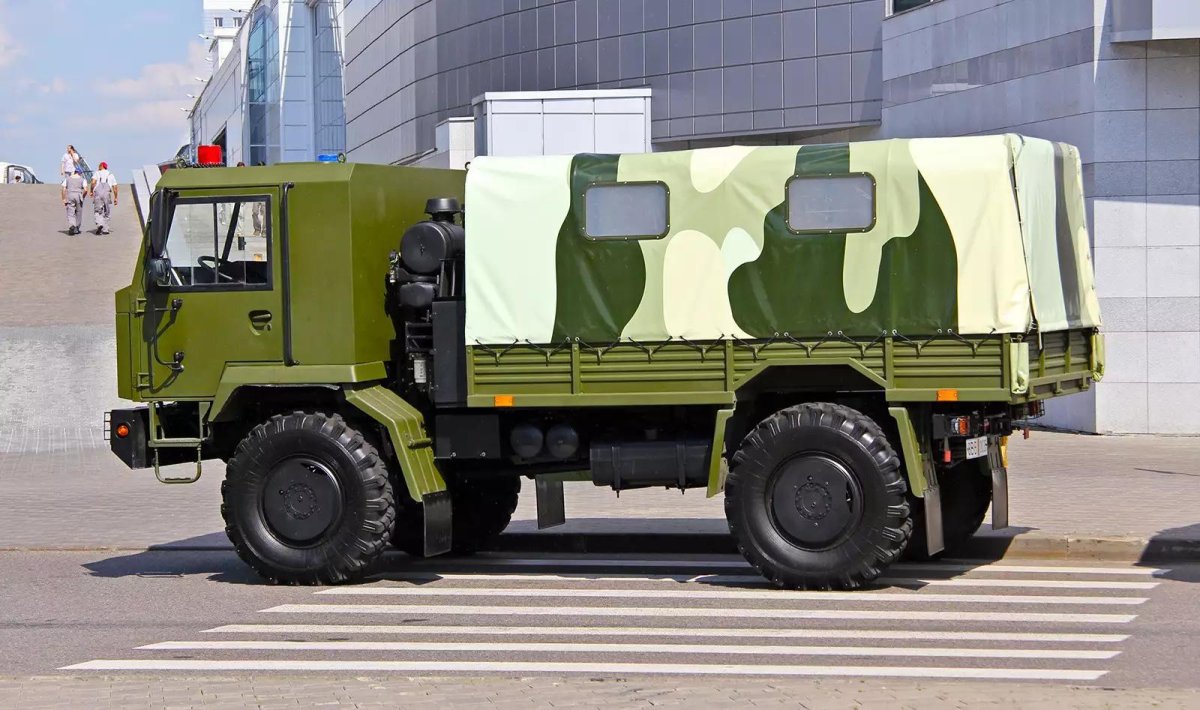 Грузовики МЗКТ Волат