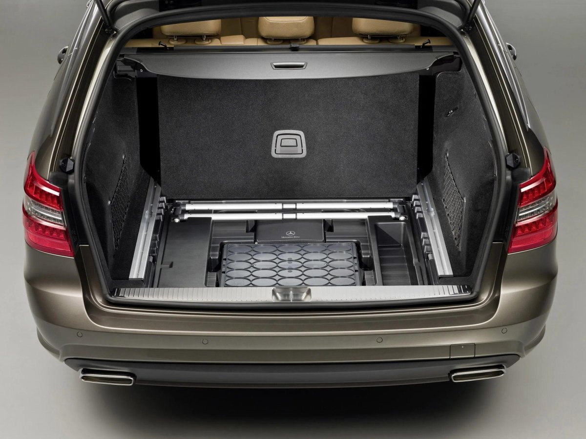 W212 универсал багажник