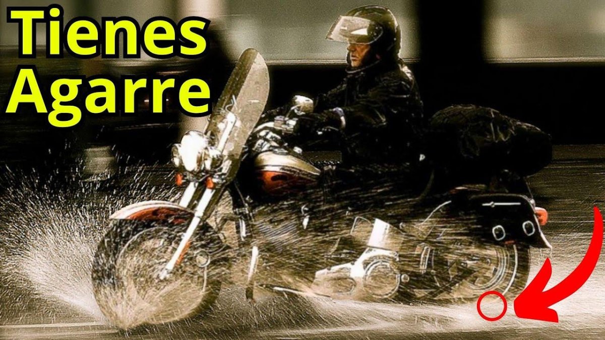 Мотоцикл в дождь