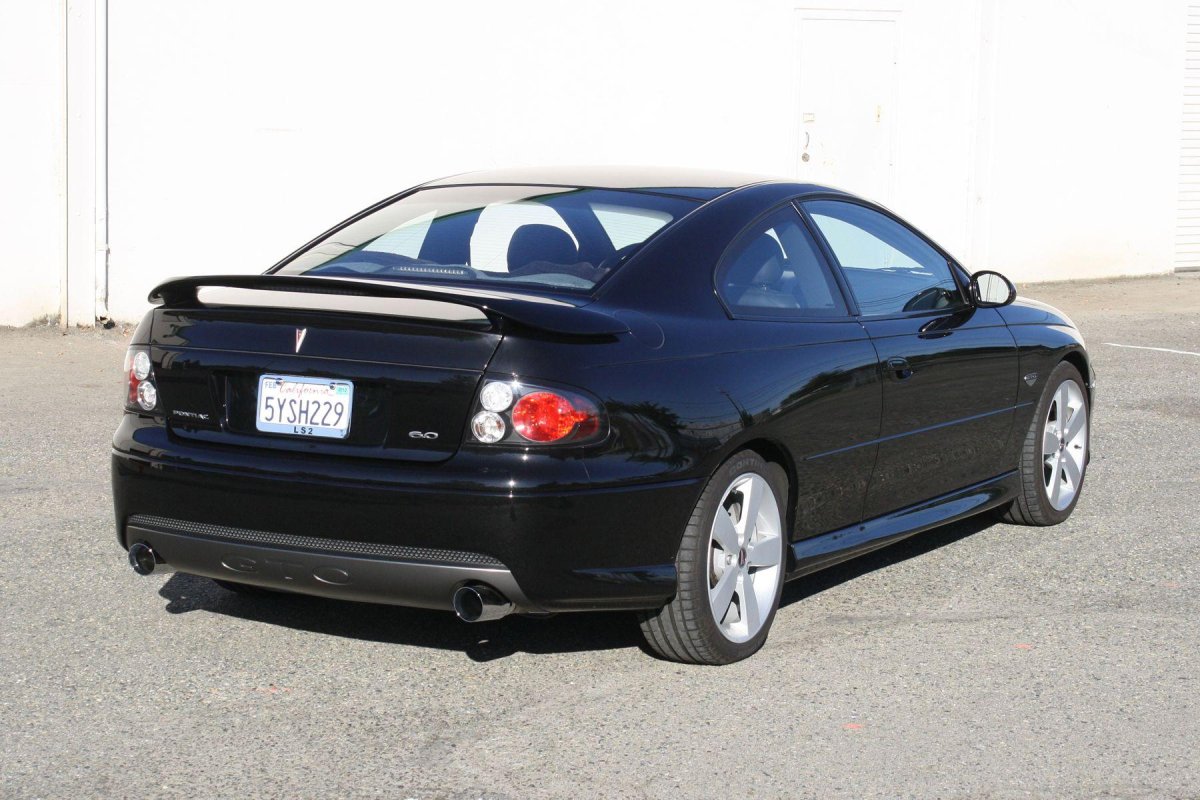 Понтиак ГТО 2008