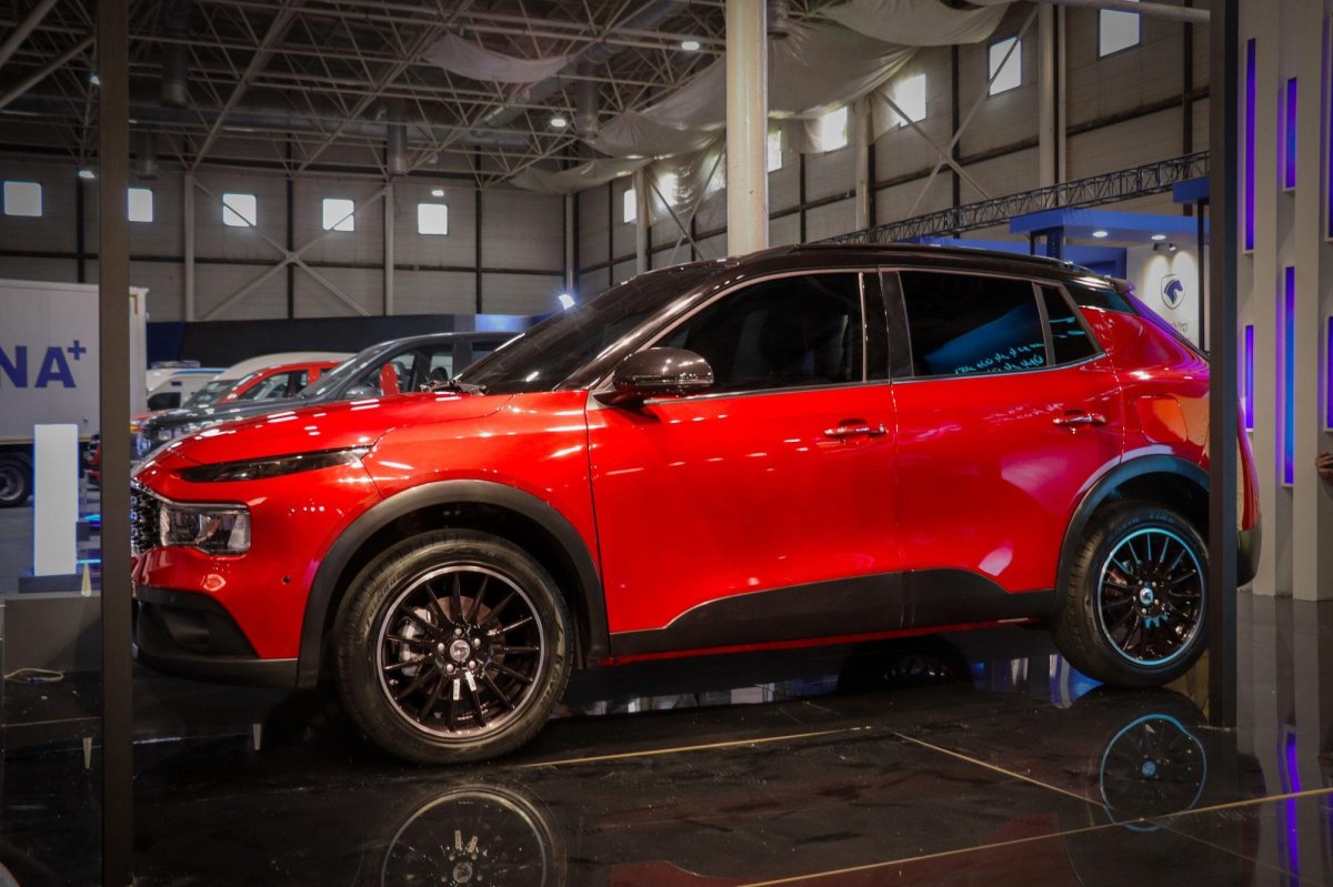 Khodro Rira кроссовер