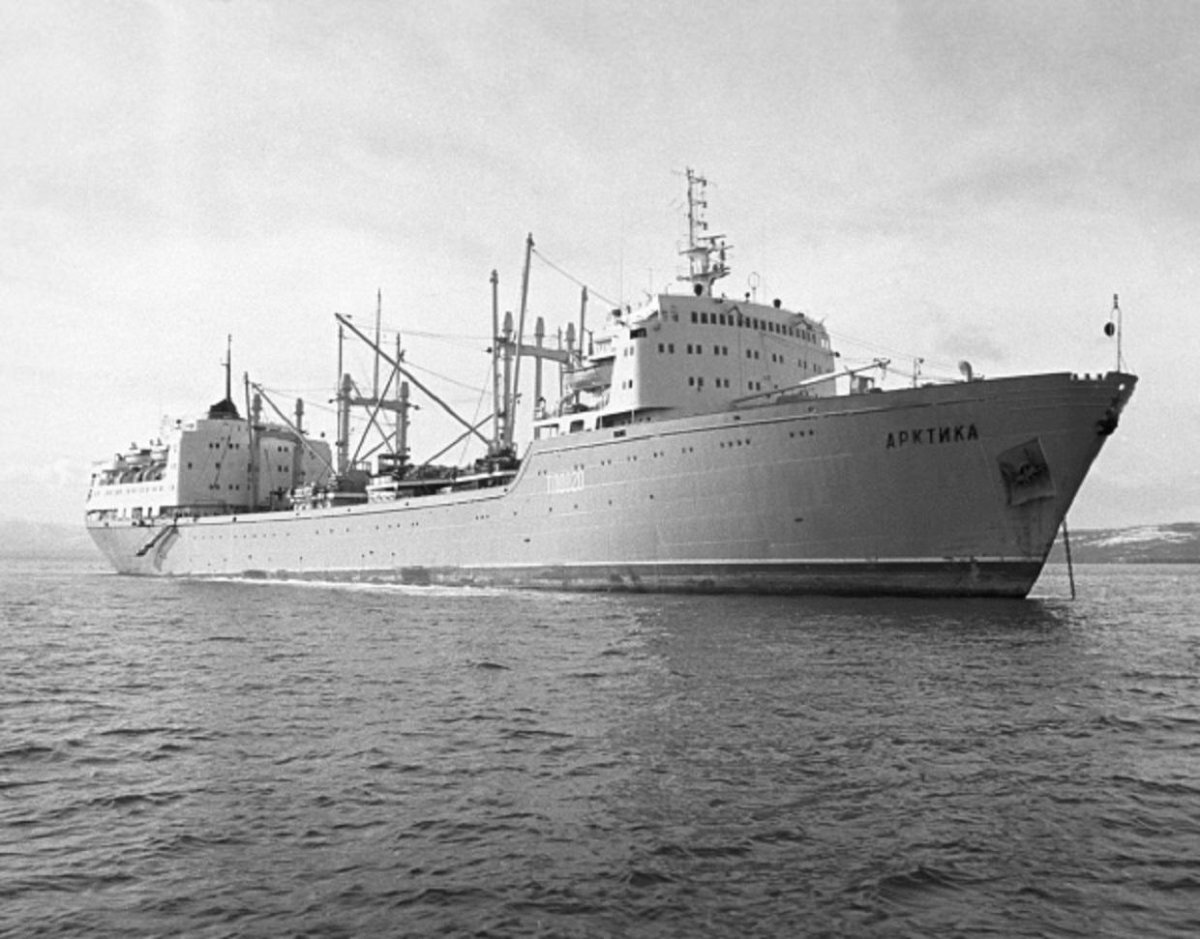 Плавбаза Арктика Мурманск СЕВРЫБХОЛОДФЛОТ