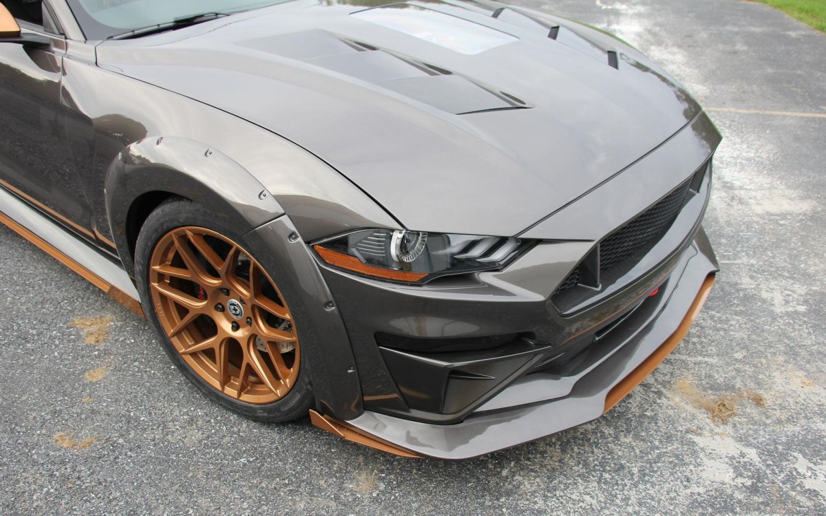 Форд Мустанг 2019