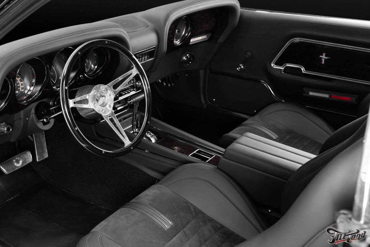 Ford Mustang 1969 салон