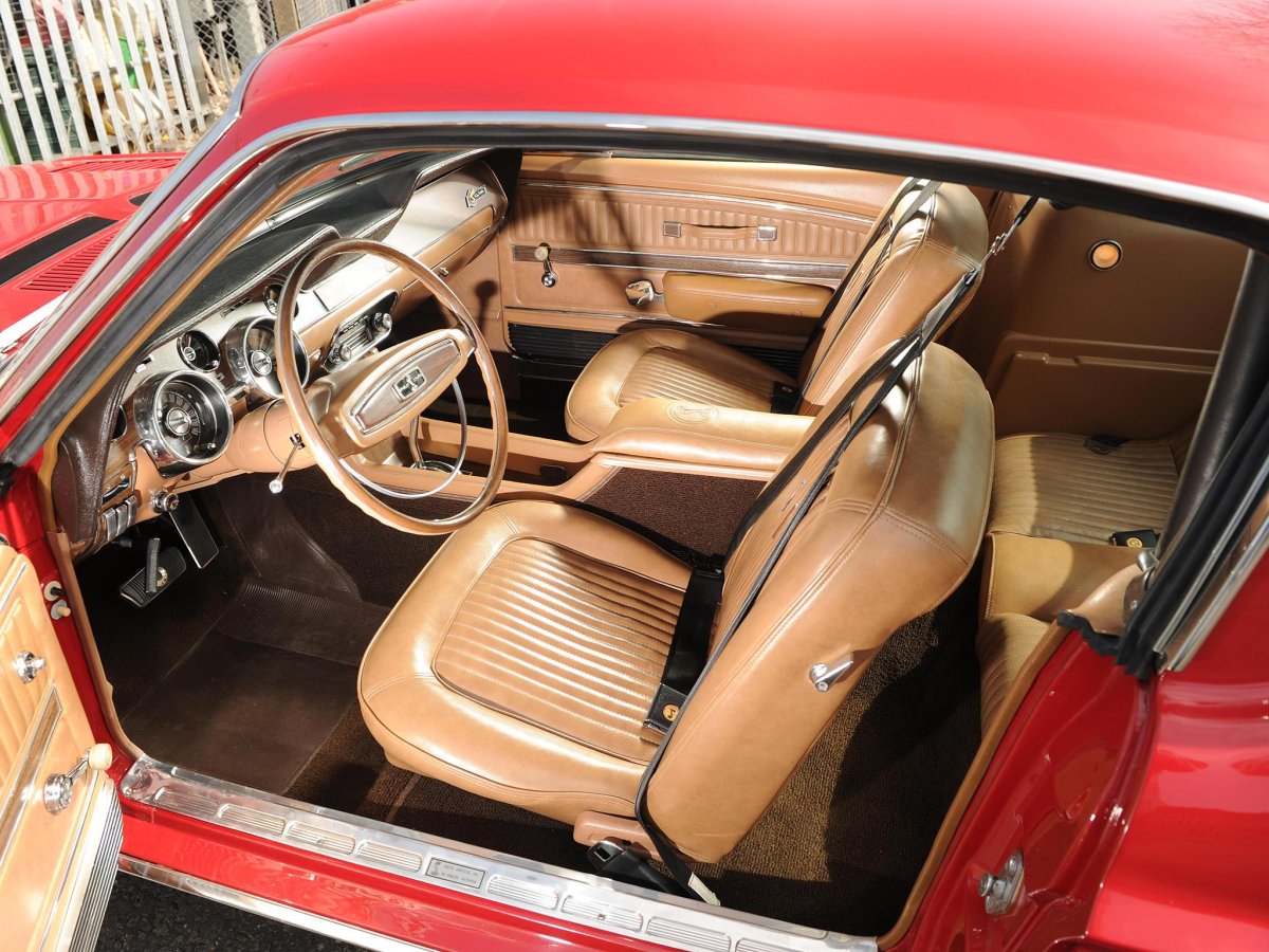 Форд Мустанг Шелби 1967 салон