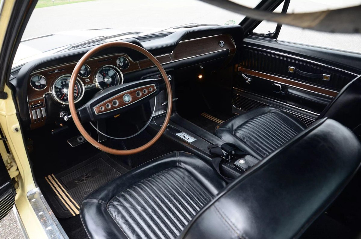 Мустанг 1968 салон