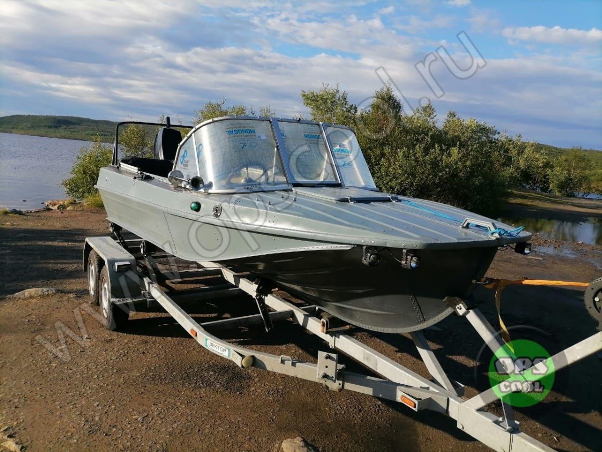 Лодка Триера 460