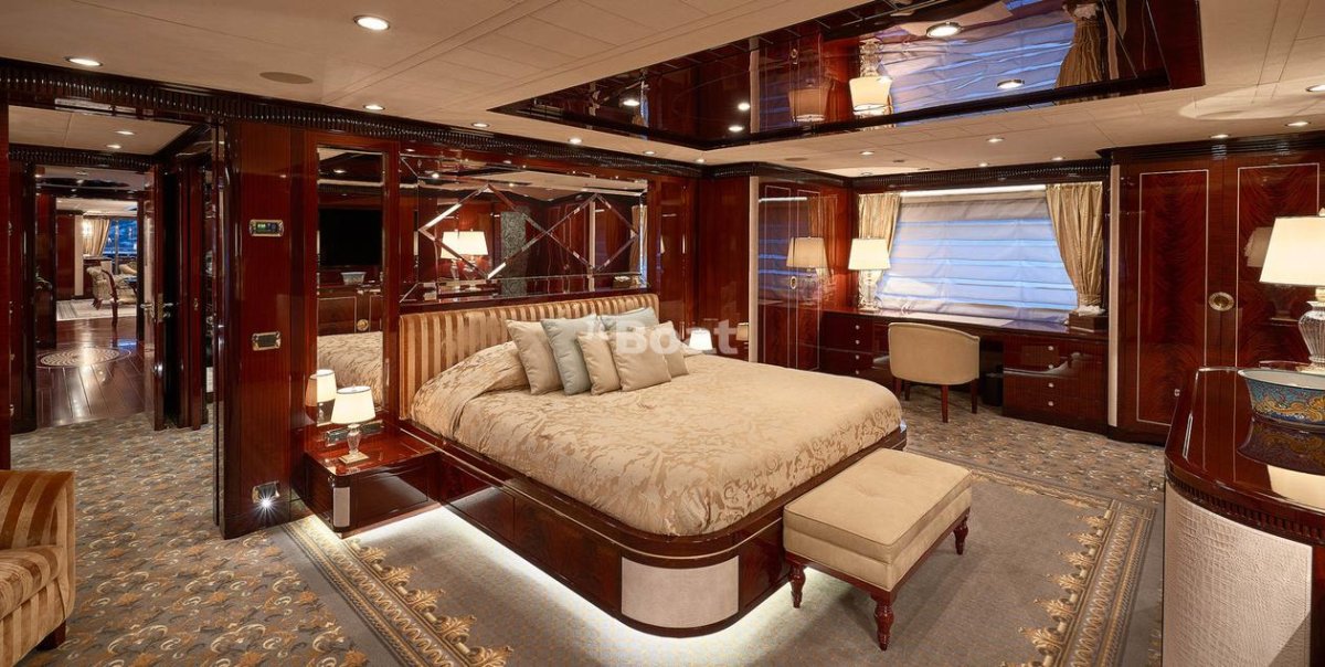 Каюта на яхте