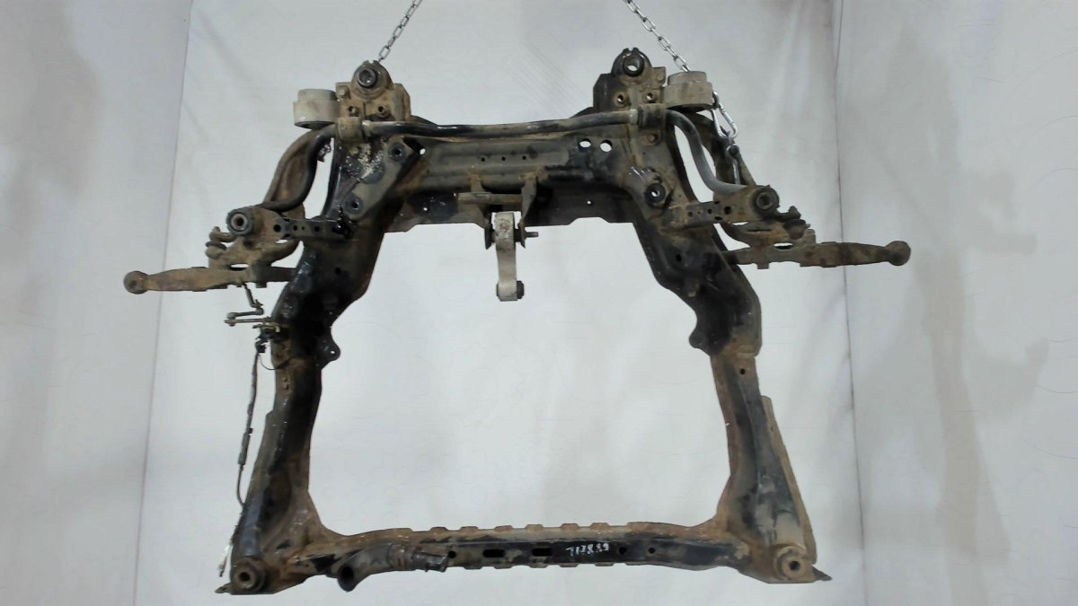 Подрамник Mazda 6