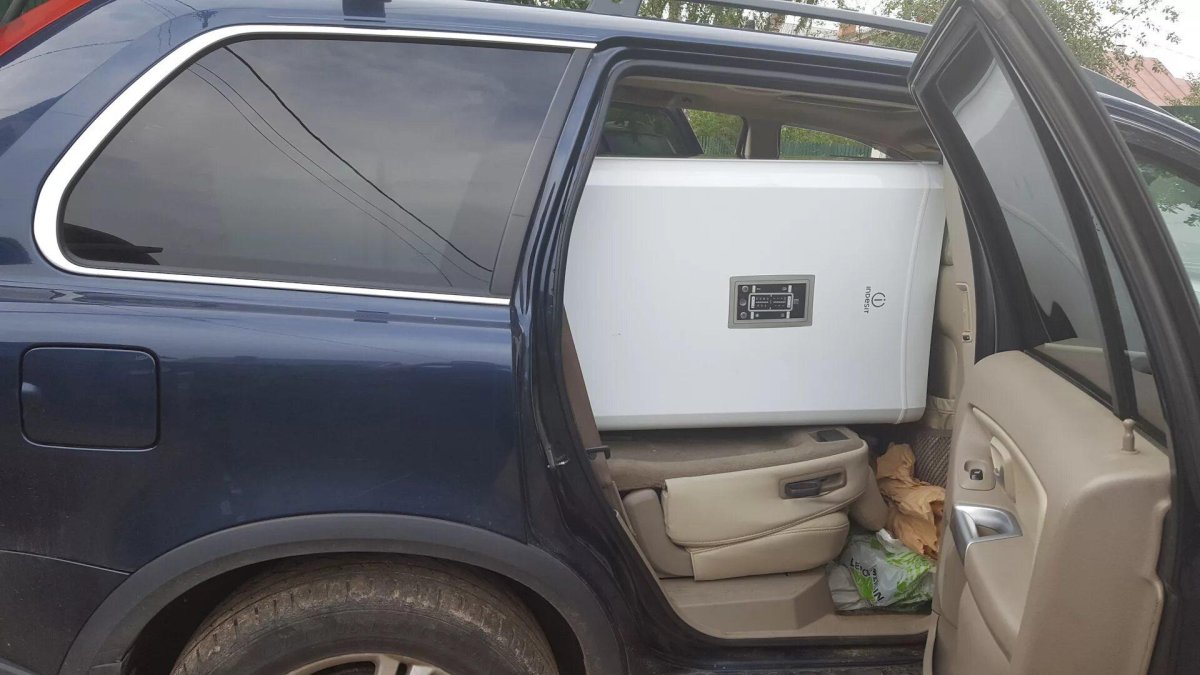 Перевозка холодильника в Вольво xc90