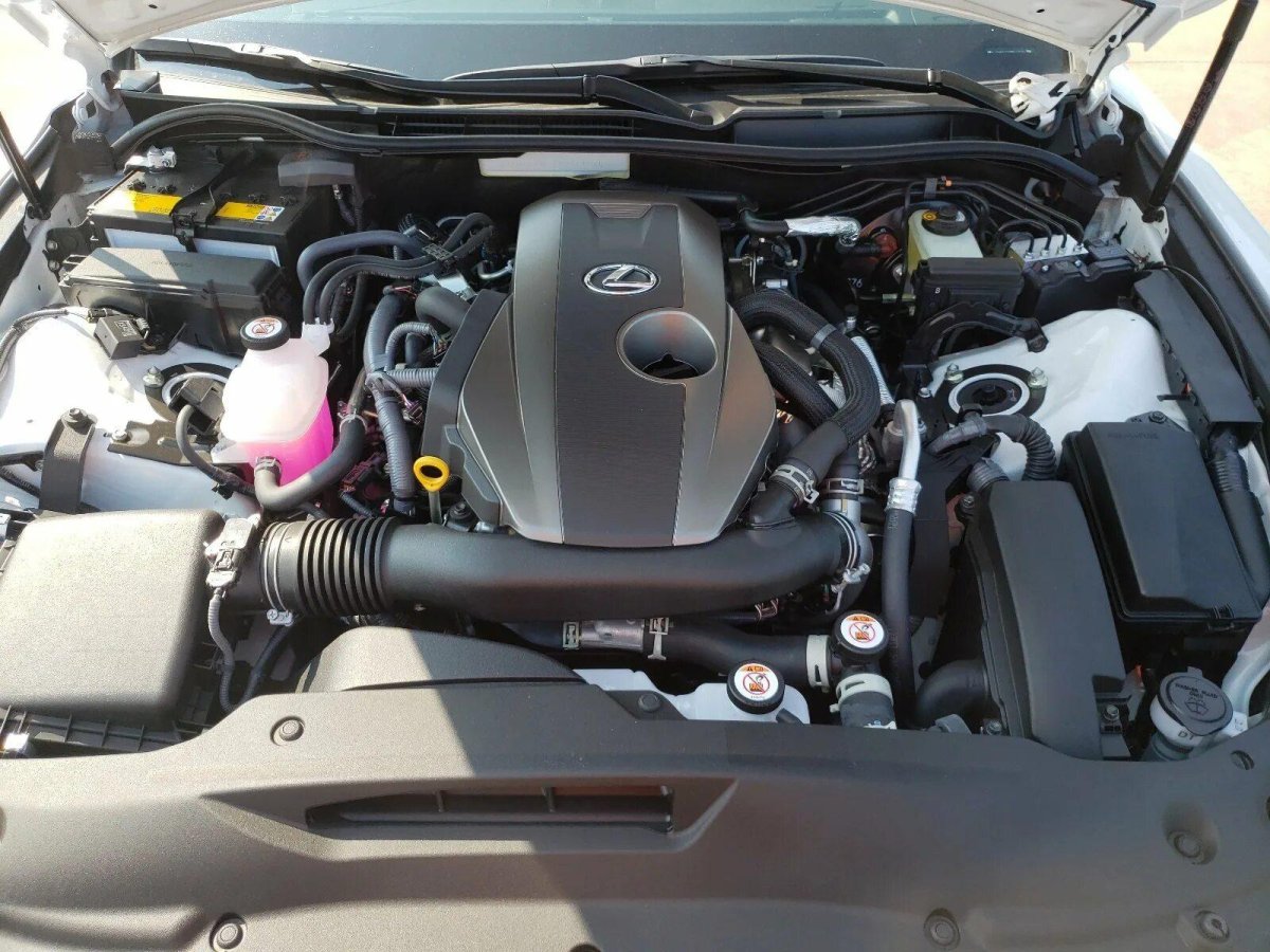 Lexus is 250 мотор