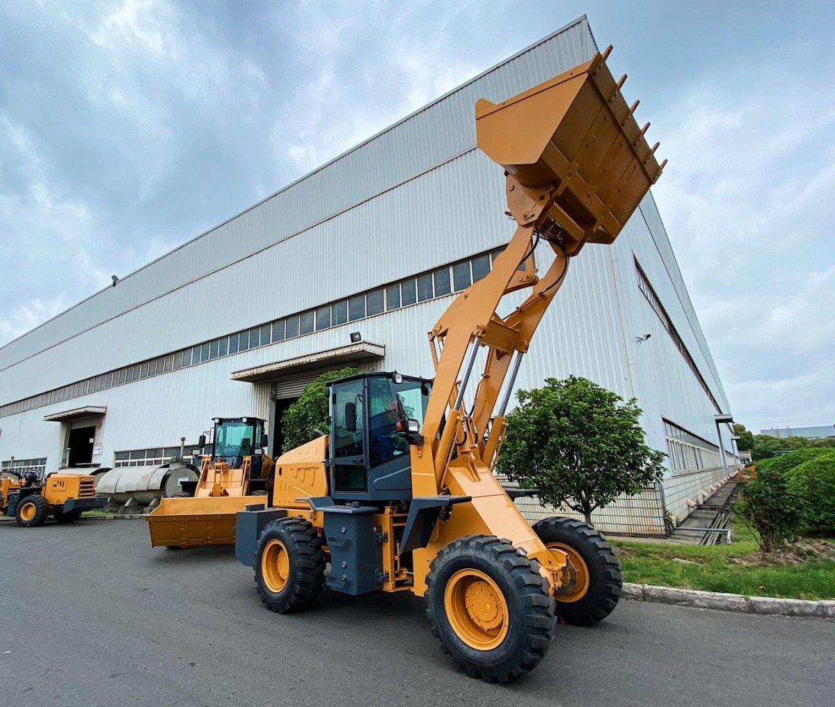 Фронтальный погрузчик Lonking cdm936n