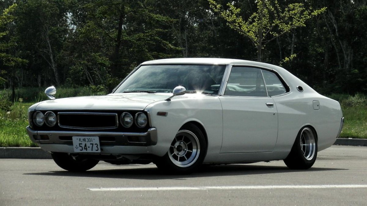 Nissan Laurel c130