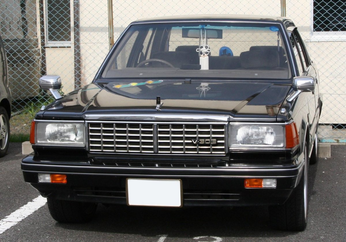Nissan Cedric y30