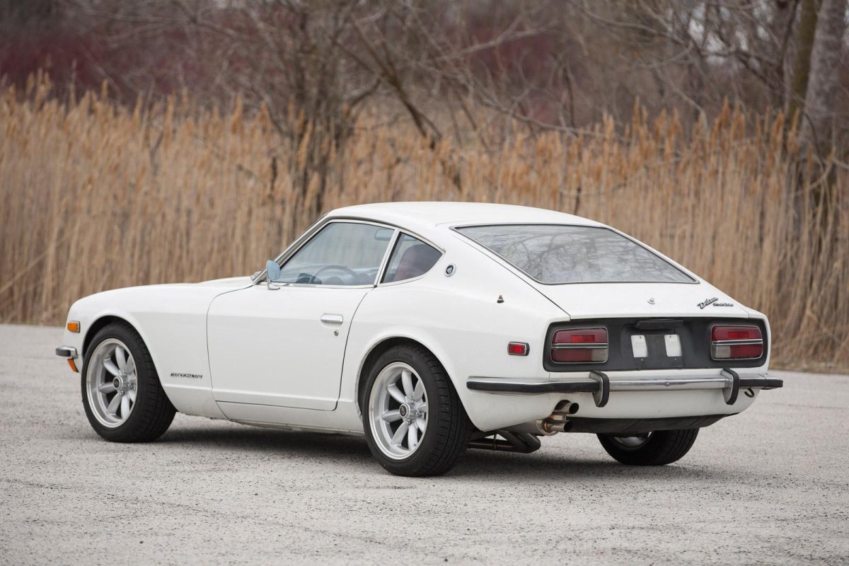 Nissan 240z s30