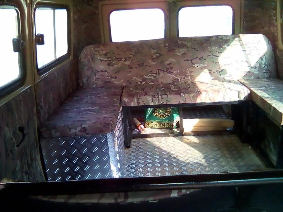 УАЗ 452 салон