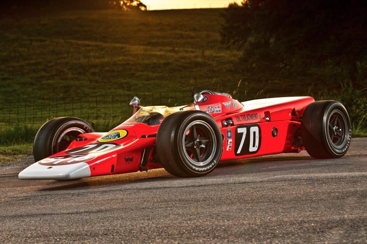 Гоночная машина Лотус